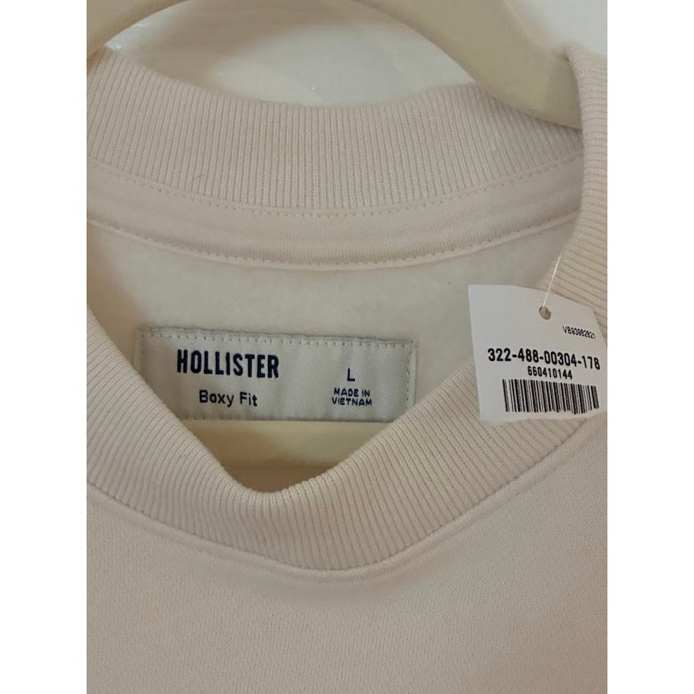 Hollister Snoopy Peanuts Ski Colorado Boxy Sweatshirt Cream Womens Large NWT - Picture 2 of 3